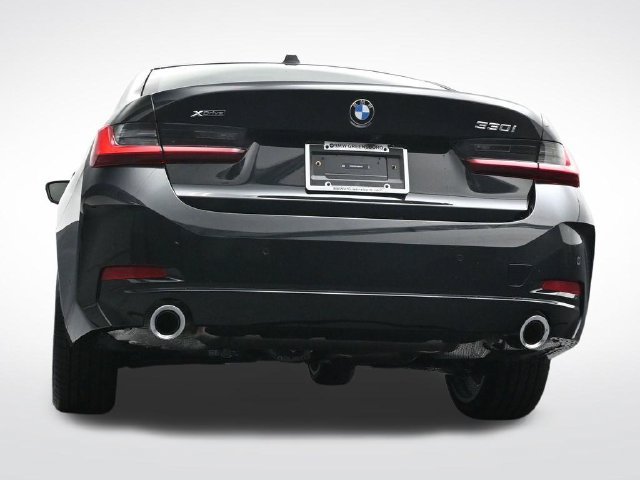 New 2026 BMW 330i xDrive Sedan w/ Convenience Package AWD/4WD image 37