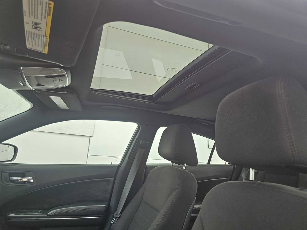 Used 2013 Dodge Charger SXT image 19