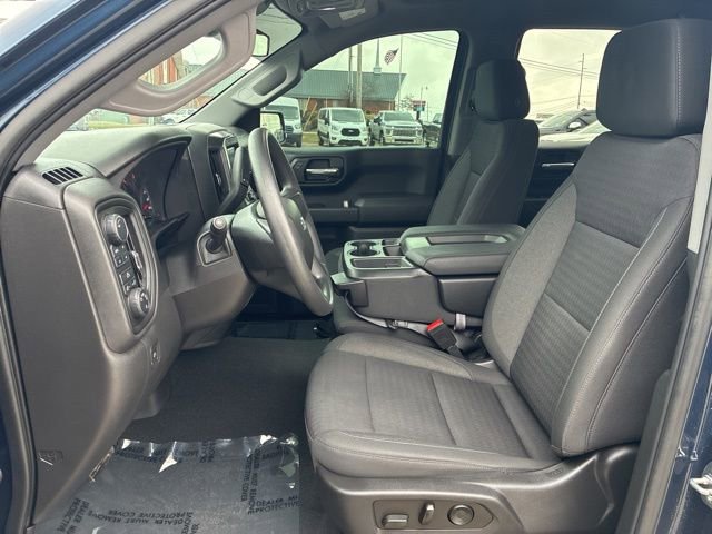 Used 2022 Chevrolet Silverado 1500 Custom Trail Boss w/ LPO, Dark Essentials Package image 17