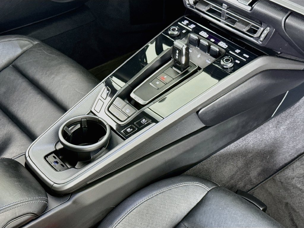 Used 2020 Porsche 911 Carrera image 21