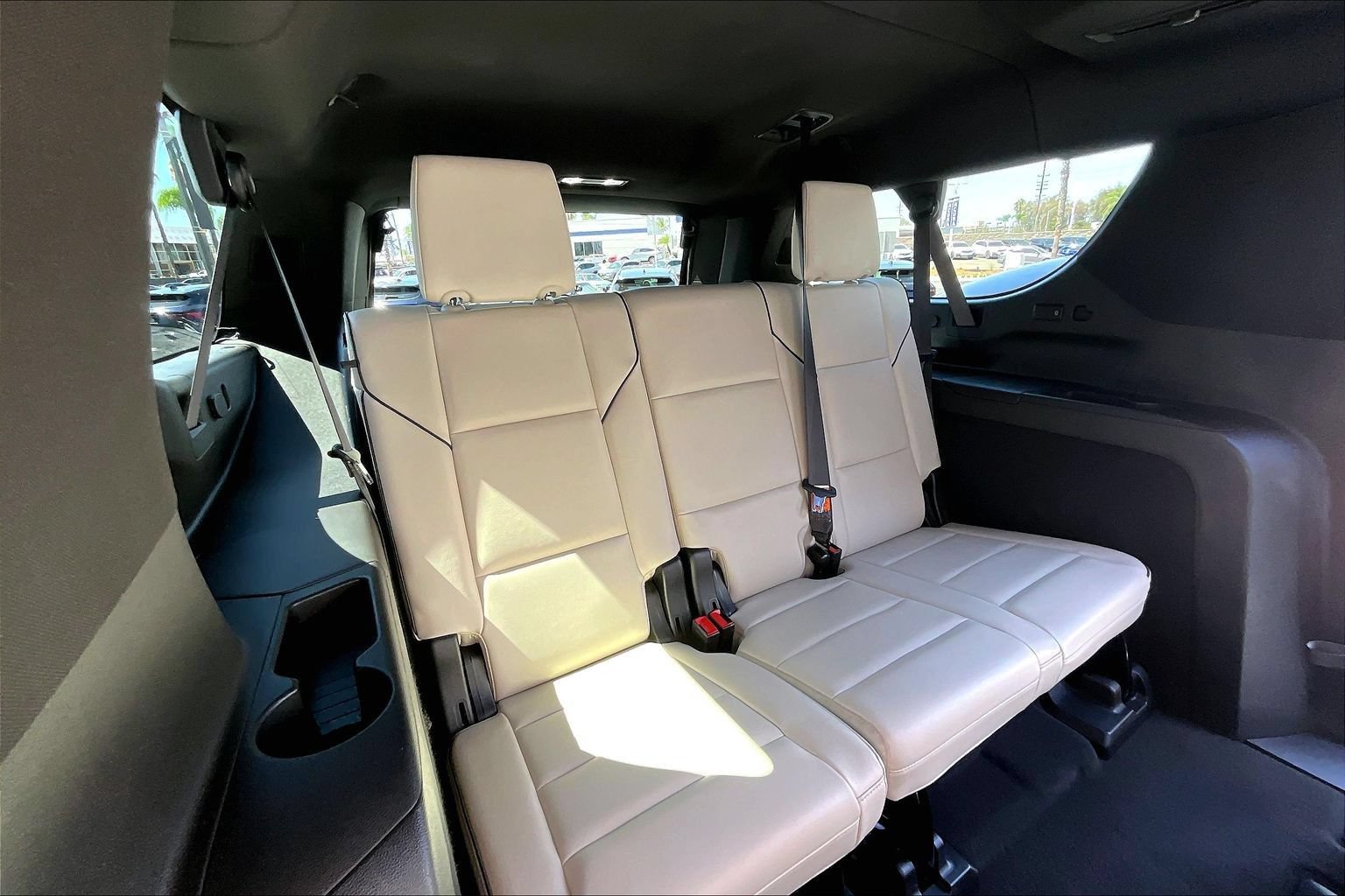 Used 2021 Cadillac Escalade ESV Sport w/ Driver Assist Tech Package AWD/4WD image 28
