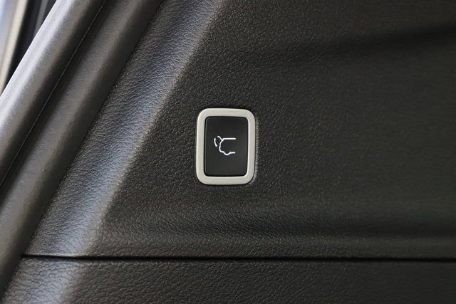 New 2026 Chrysler Pacifica Limited w/ S Appearance Package image 8