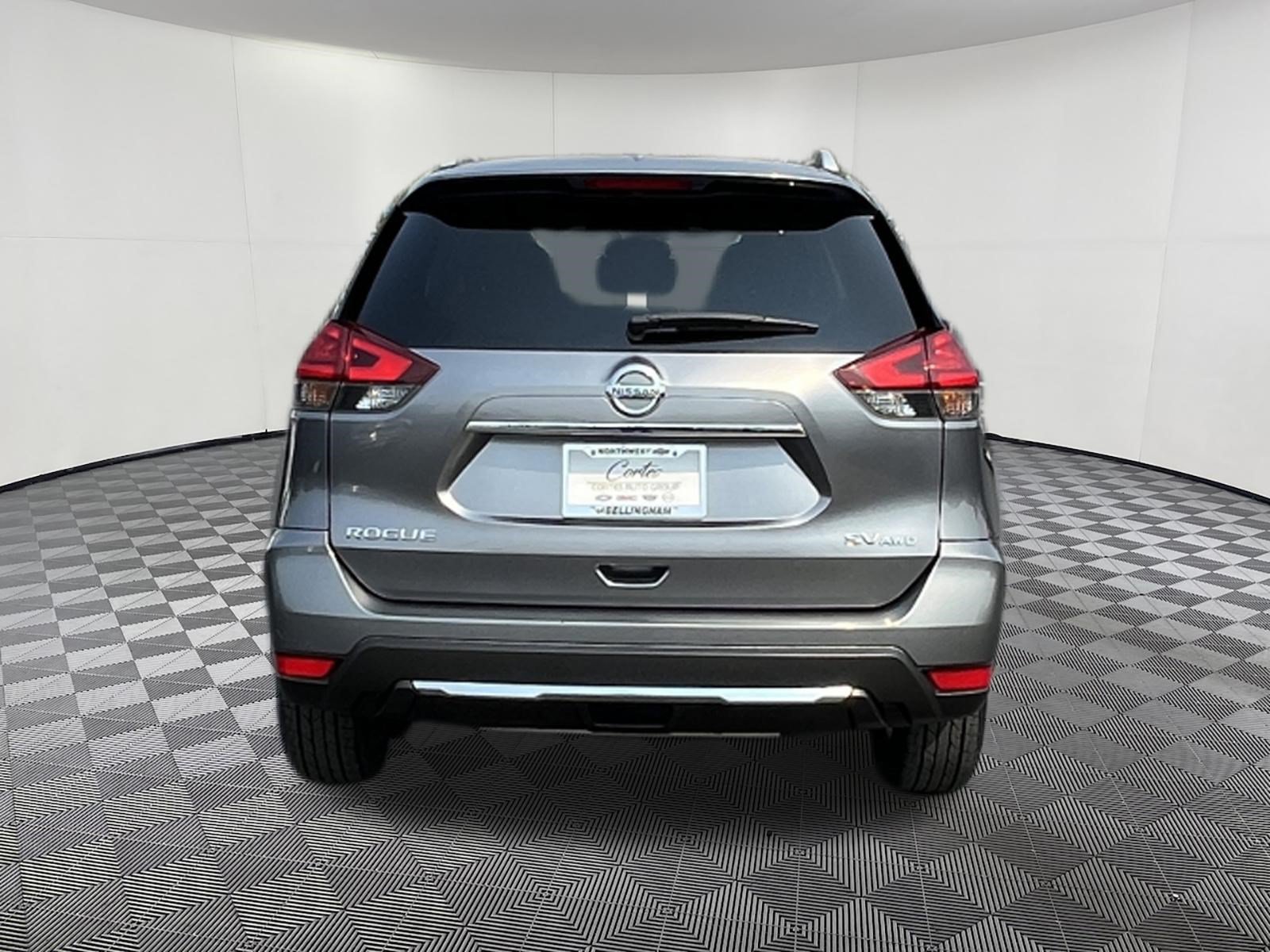 Used 2017 Nissan Rogue SV AWD/4WD image 5