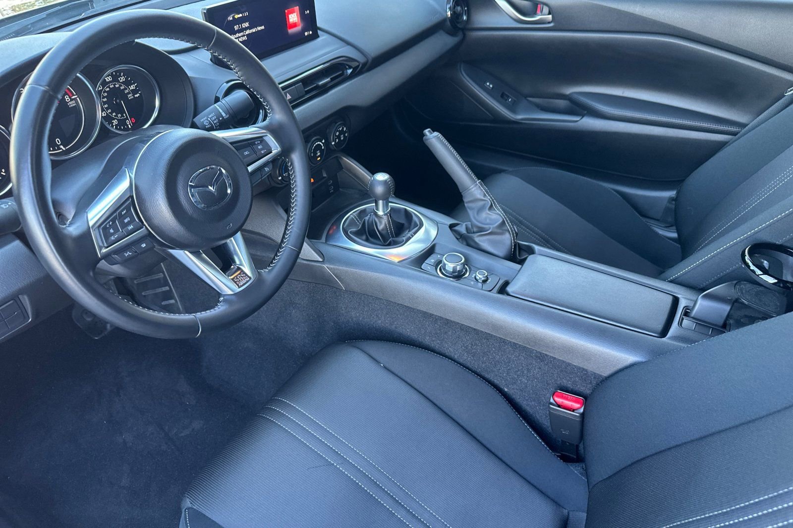 Used 2024 MAZDA MX-5 Miata Sport image 11