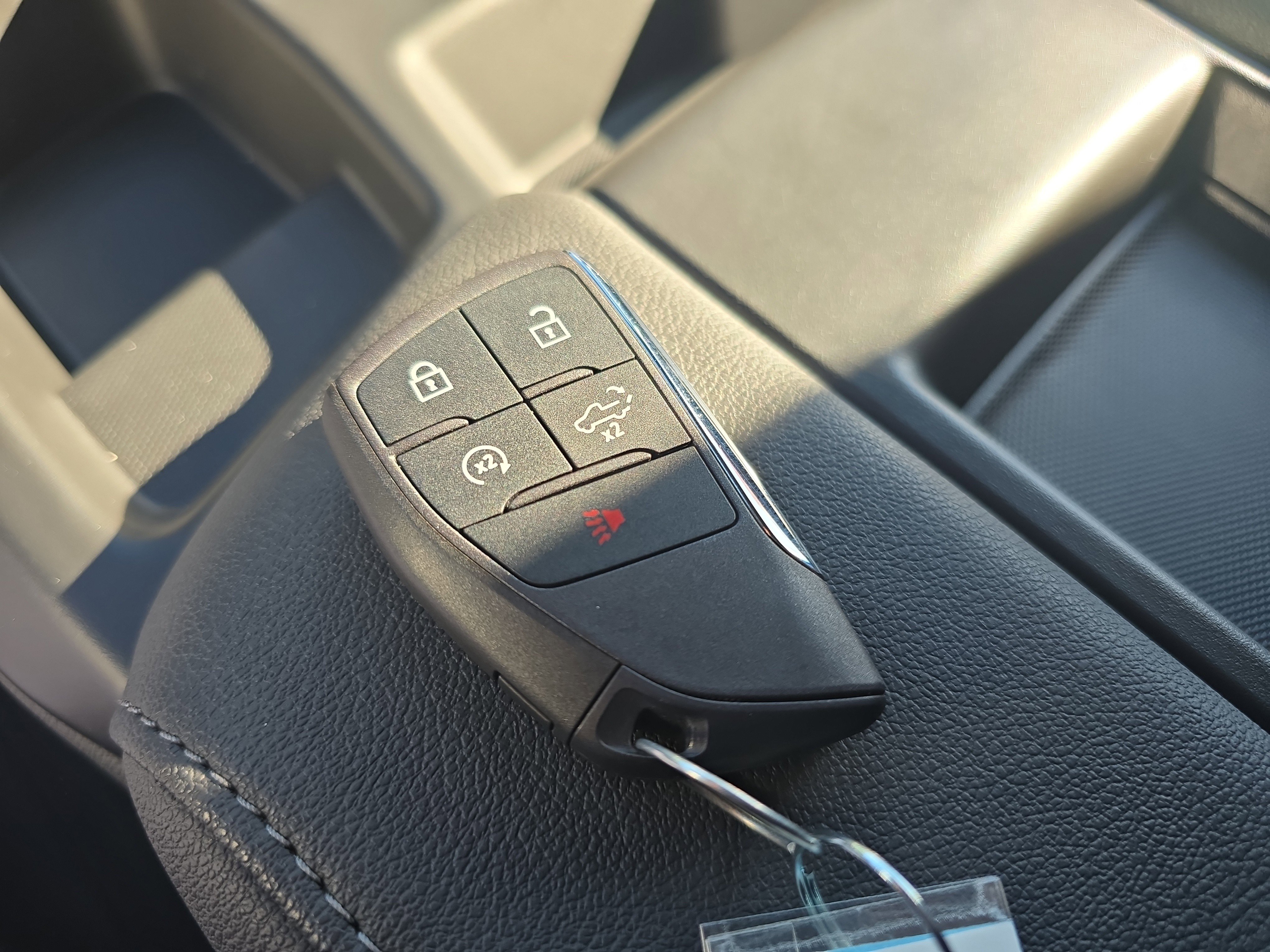 Used 2025 Chevrolet Silverado 2500 LTZ w/ Snow Plow Prep/Camper Package image 35