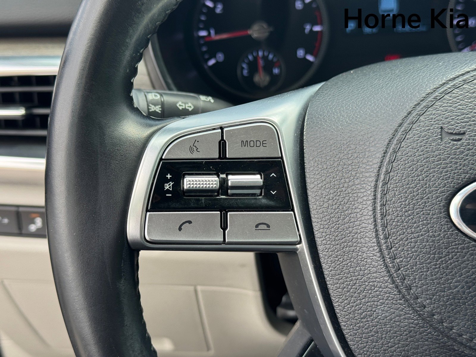 Used 2020 Kia Telluride EX w/ EX Premium Package FWD image 19