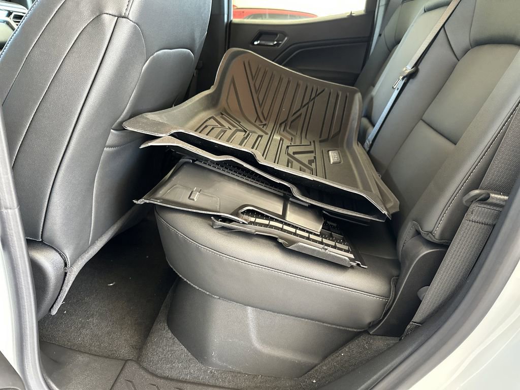 New 2026 GMC Canyon Elevation w/ Convenience Package image 29