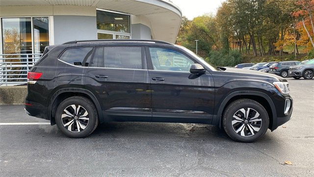 New 2026 Volkswagen Atlas SE image 4