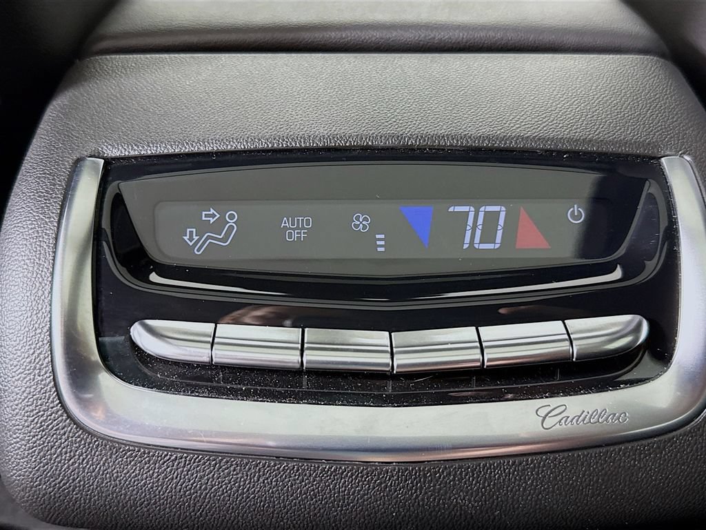 Used 2025 Cadillac XT6 Luxury FWD image 26