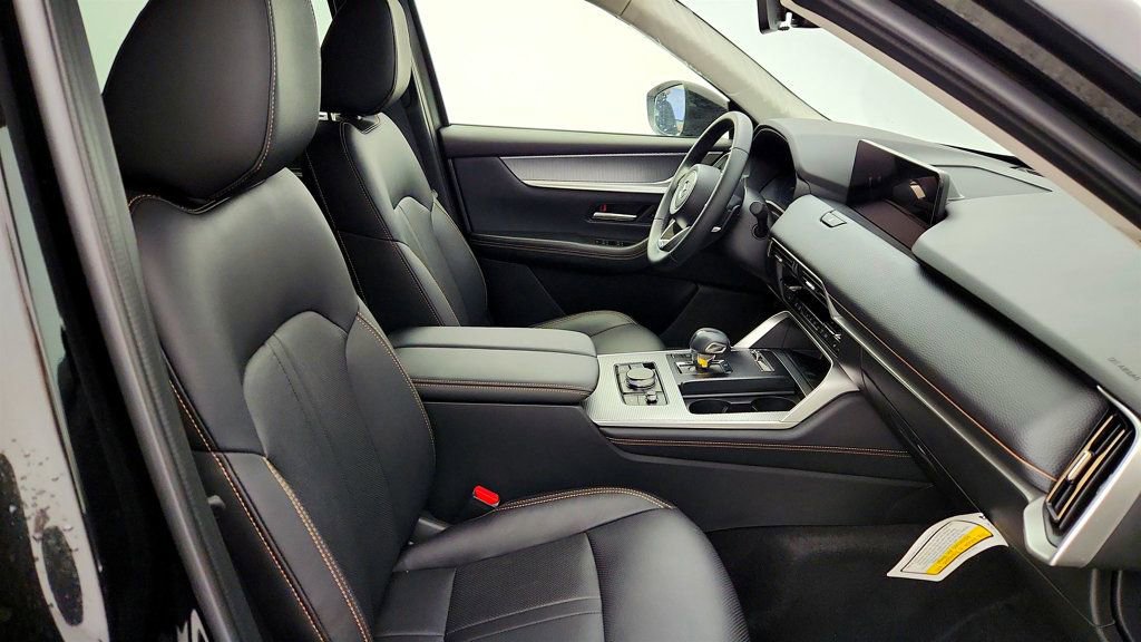 Used 2025 MAZDA CX-90 3.3 Turbo w/ Preferred Package AWD/4WD image 25