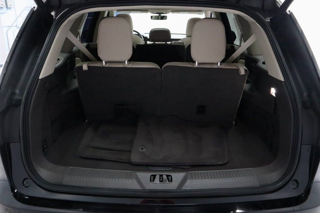 Used 2023 Lincoln Aviator Reserve w/ Class IV Trailer Tow Package image 16