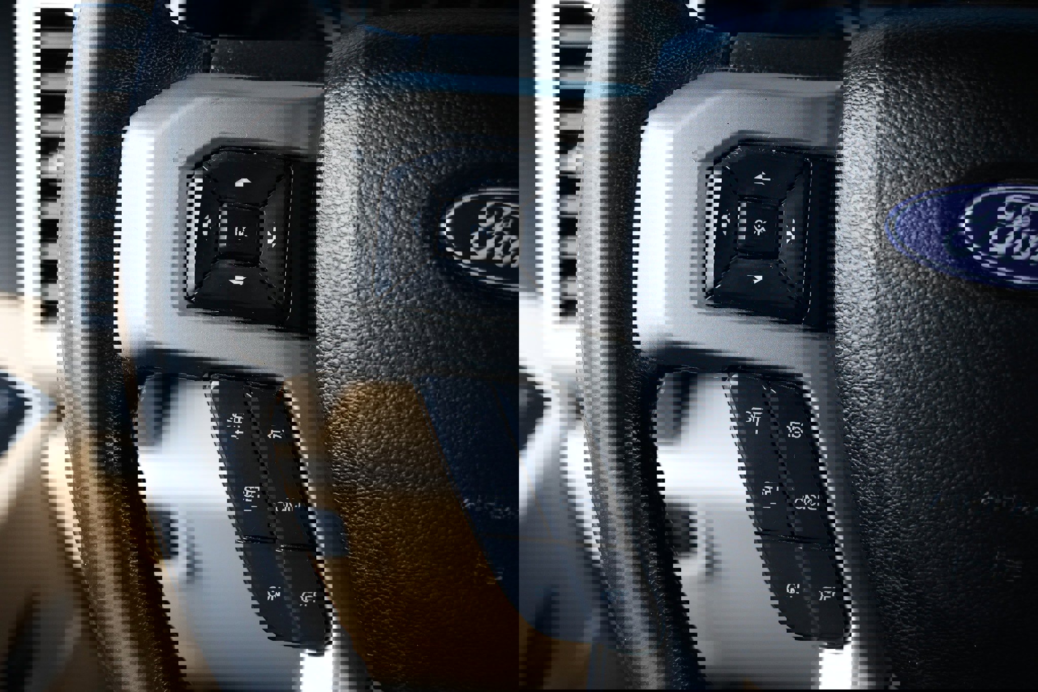 Used 2017 Ford F150 Lariat w/ Equipment Group 501A Mid image 30