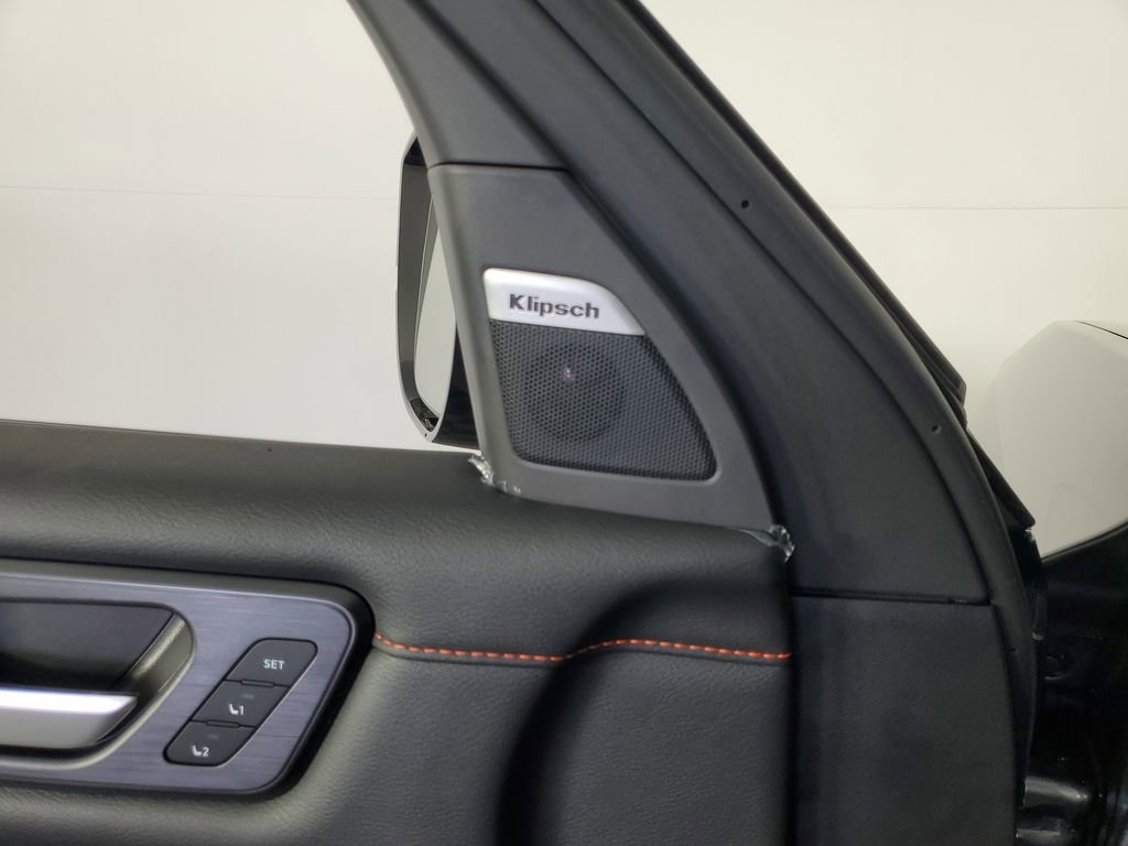 New 2025 Nissan Armada PRO-4X image 28