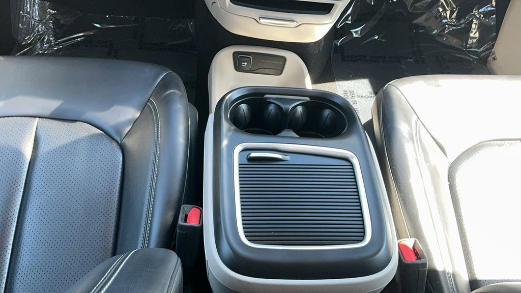 Used 2023 Nissan Frontier SV w/ Tow Package image 35