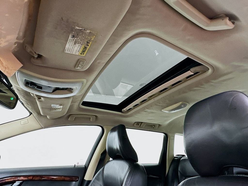 Used 2008 Volvo V70 image 11