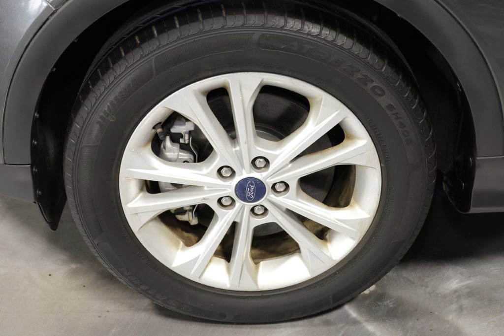 Used 2017 Ford Escape SE w/ SE Cold Weather Package image 34