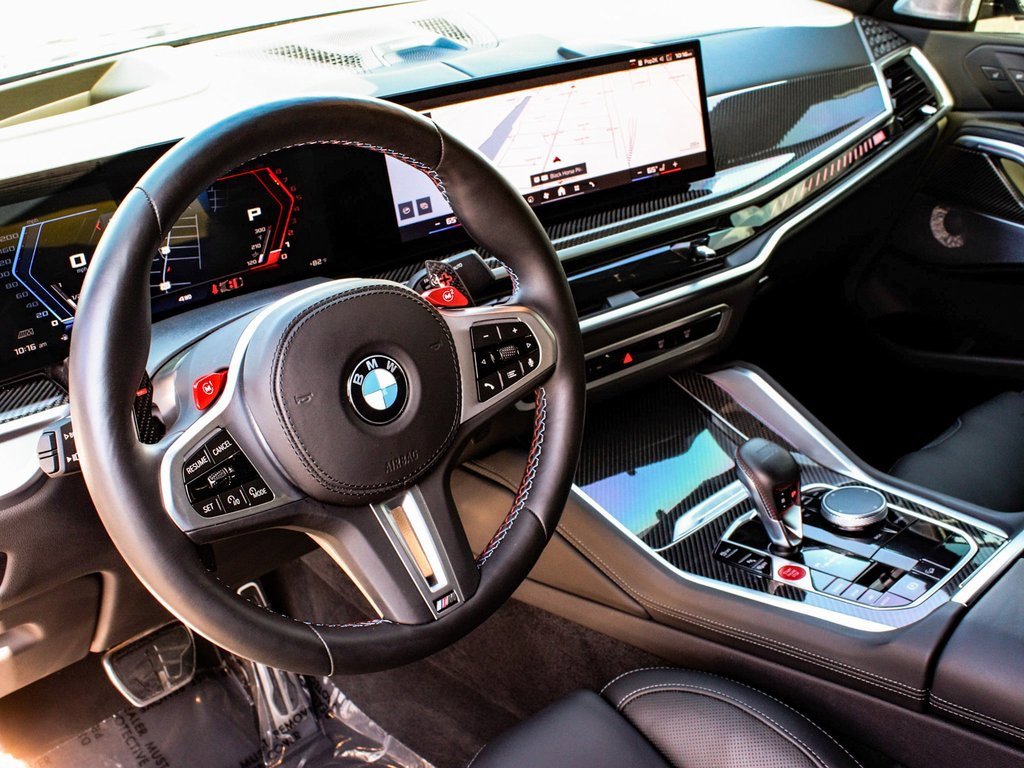 Used 2025 BMW X6 M Competition w/ Executive Package image 16