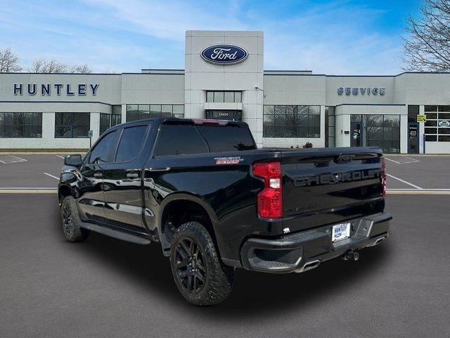 Used 2022 Chevrolet Silverado 1500 Custom Trail Boss w/ LPO, Dark Essentials Package AWD/4WD image 5