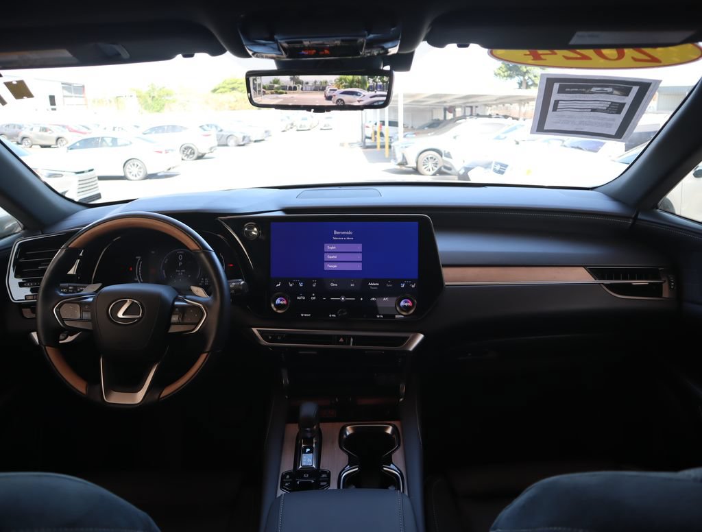 Used 2024 Lexus RX 450h AWD w/ Luxury Package image 35