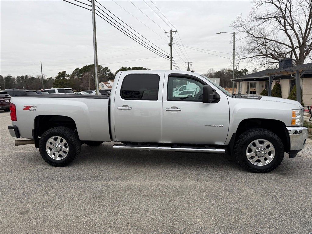 Used 2014 Chevrolet Silverado 3500 LTZ w/ LTZ Plus Package image 6