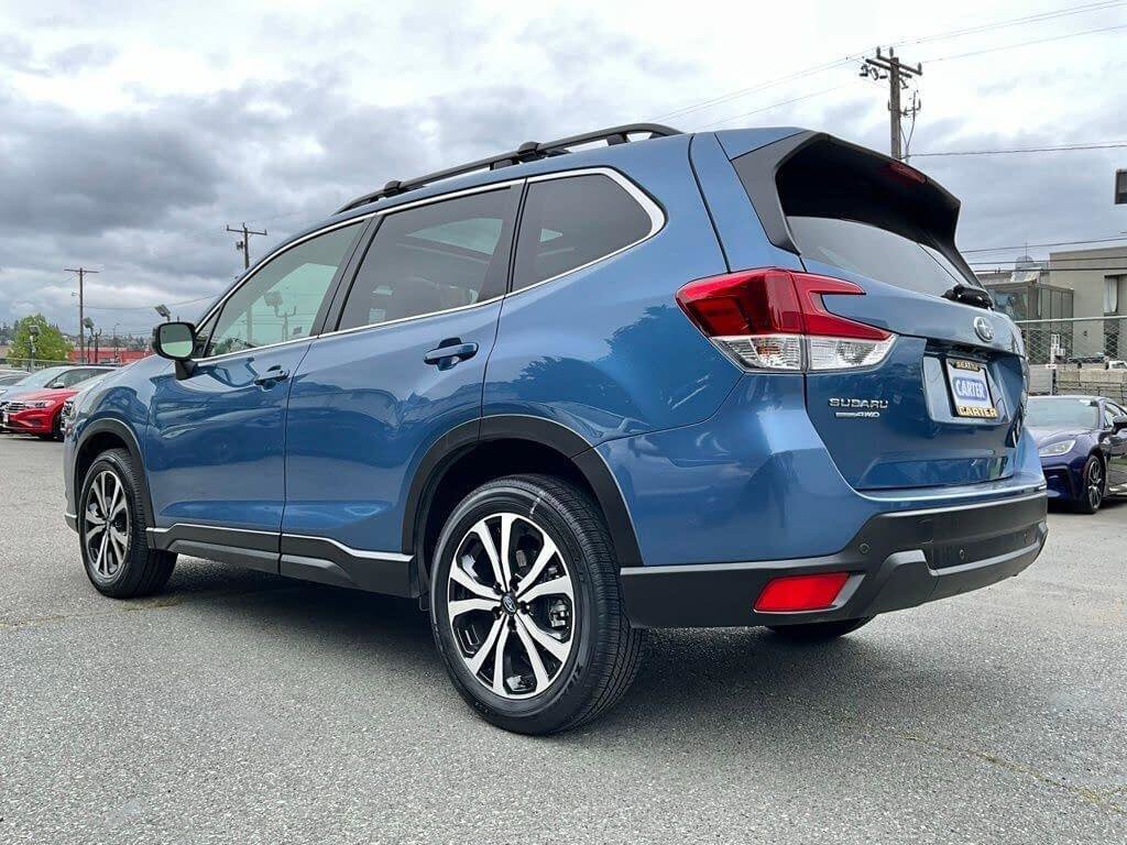 Certified 2023 Subaru Forester Limited AWD/4WD image 7