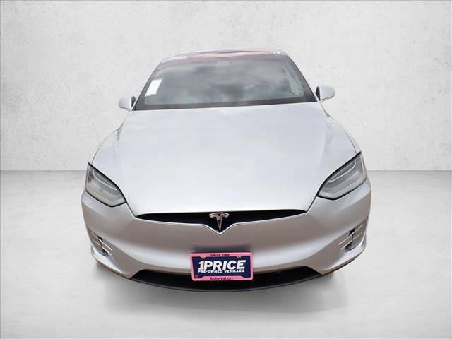 Used 2017 Tesla Model X 75D AWD/4WD image 4
