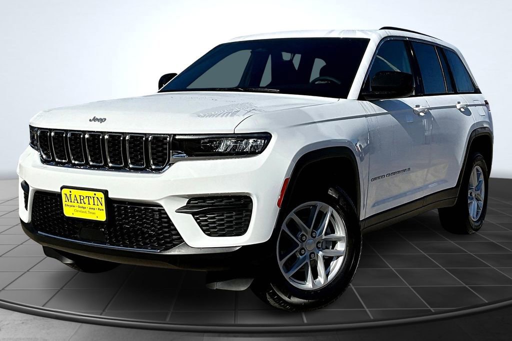 New 2025 Jeep Grand Cherokee Laredo X image 2