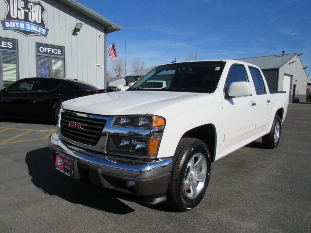 Used 2012 GMC Canyon SLE image 1