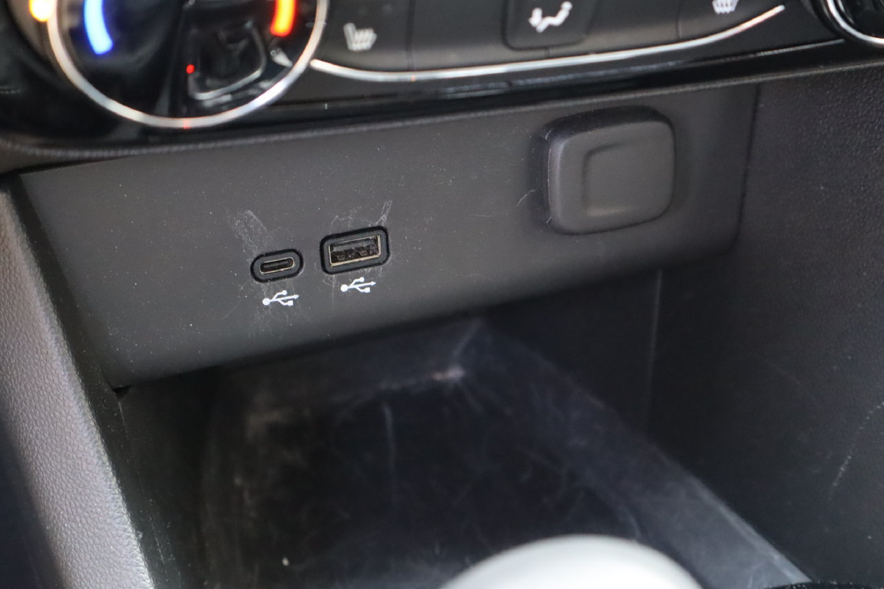 Used 2024 Buick Encore GX Sport Touring w/ Comfort Package FWD image 25