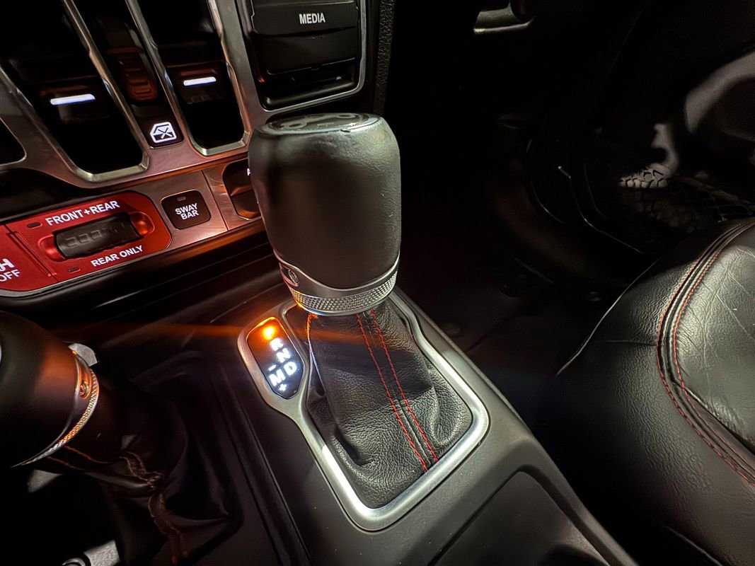 Used 2018 Jeep Wrangler Unlimited Rubicon w/ LED Lighting Group image 23