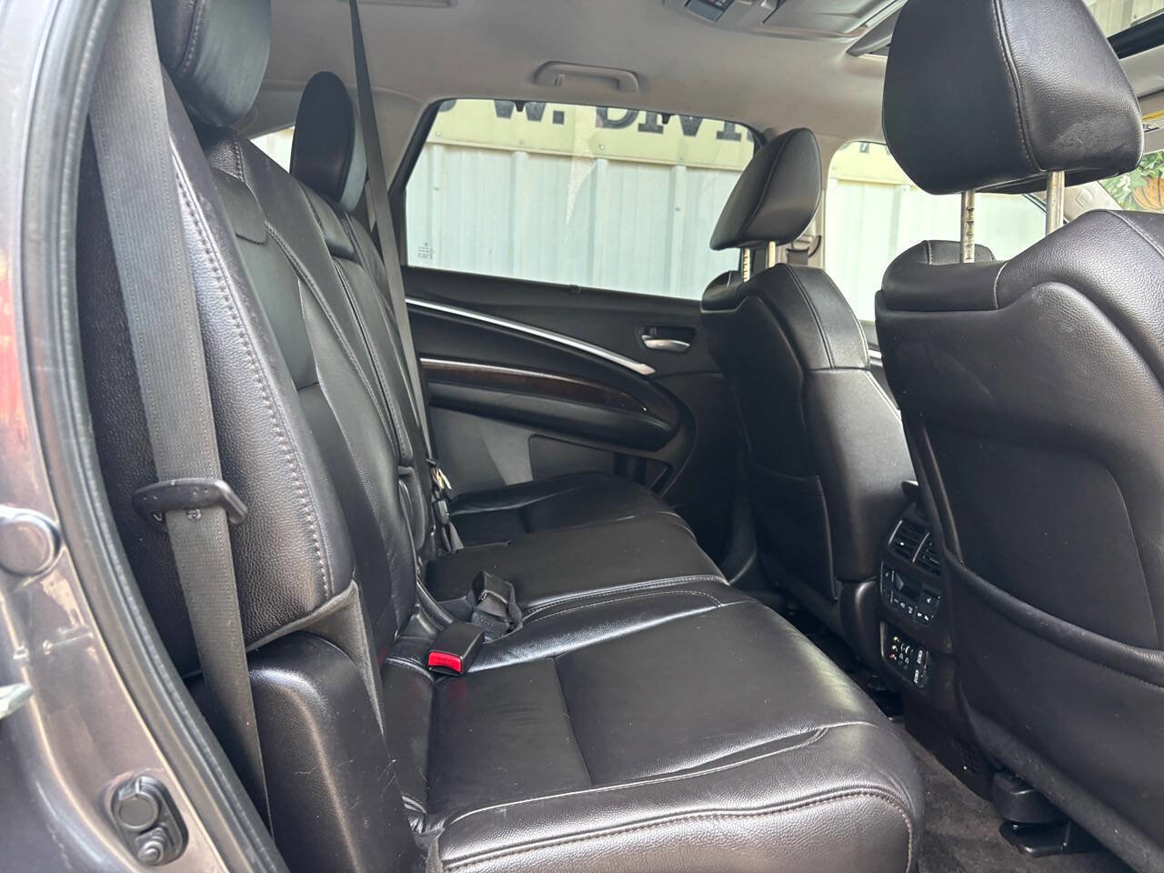 Used 2017 Acura MDX SH-AWD w/ Tech & Entertainment image 18