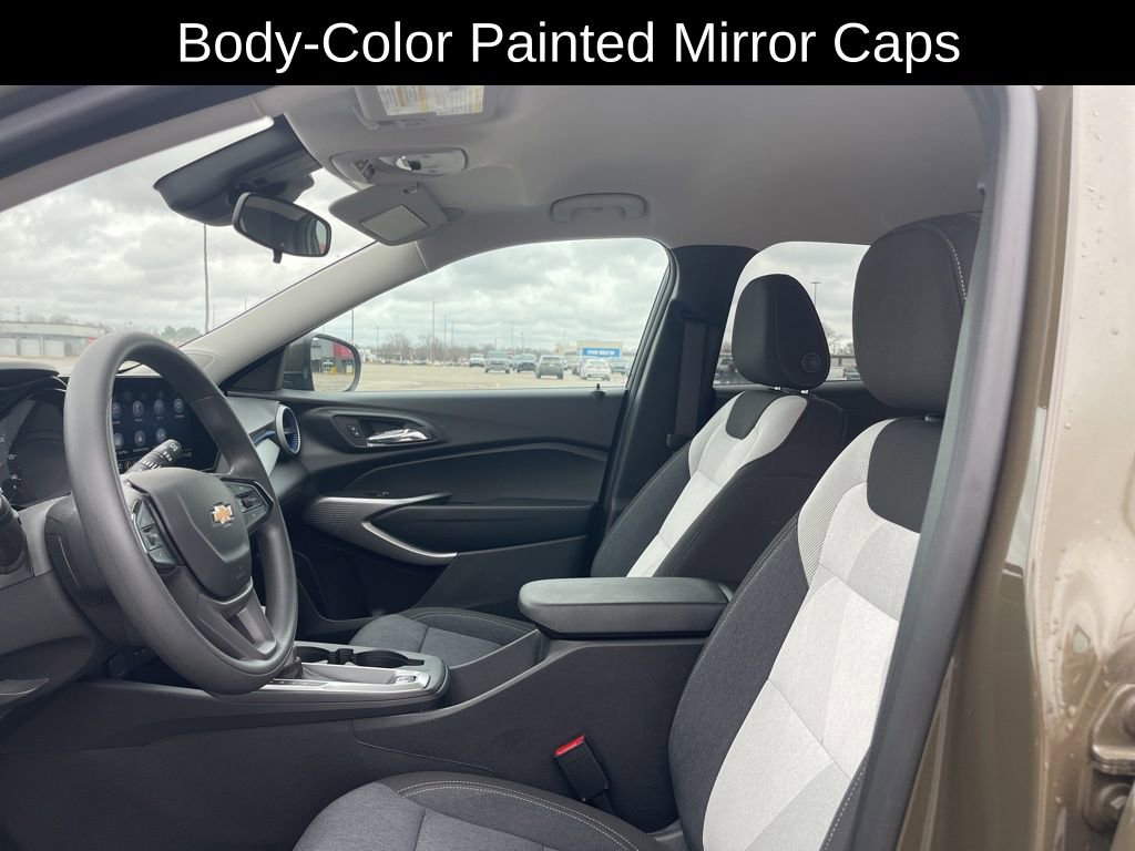 Used 2024 Chevrolet Trax LS w/ LS Convenience Package image 13