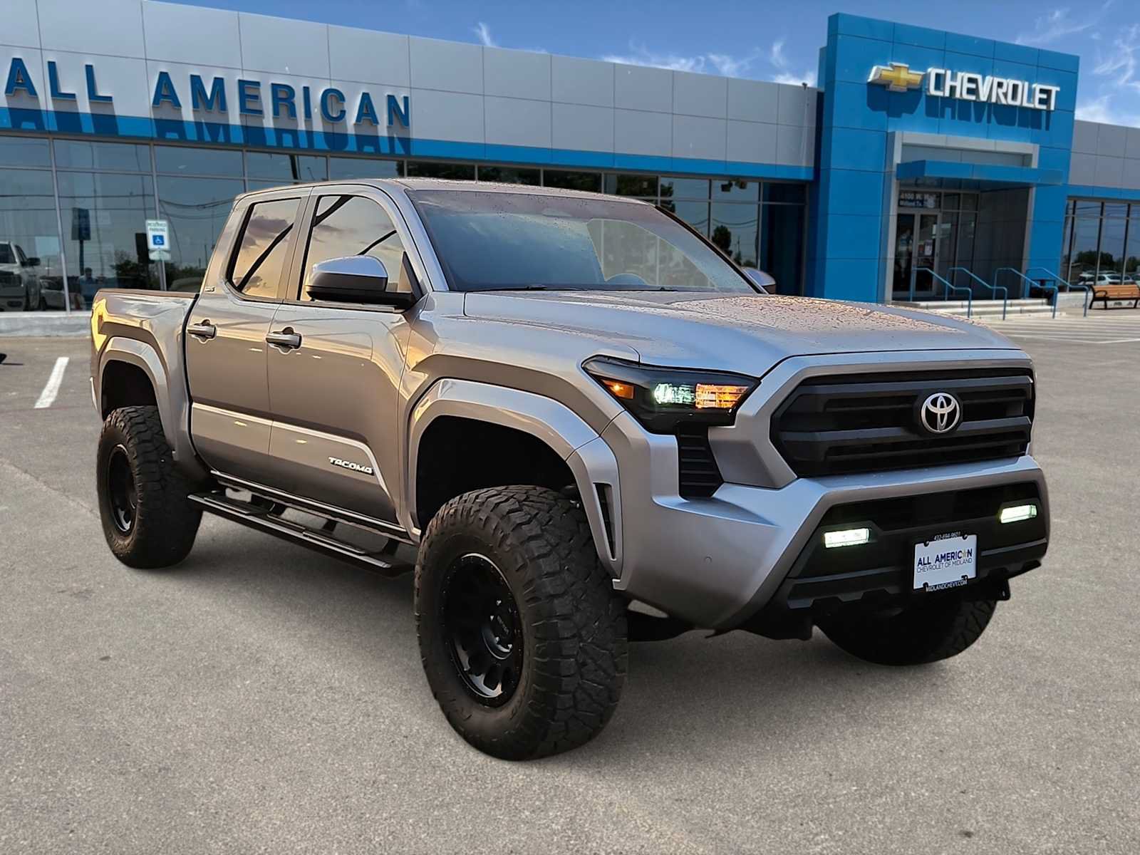 Used 2025 Toyota Tacoma SR5 AWD/4WD video 2