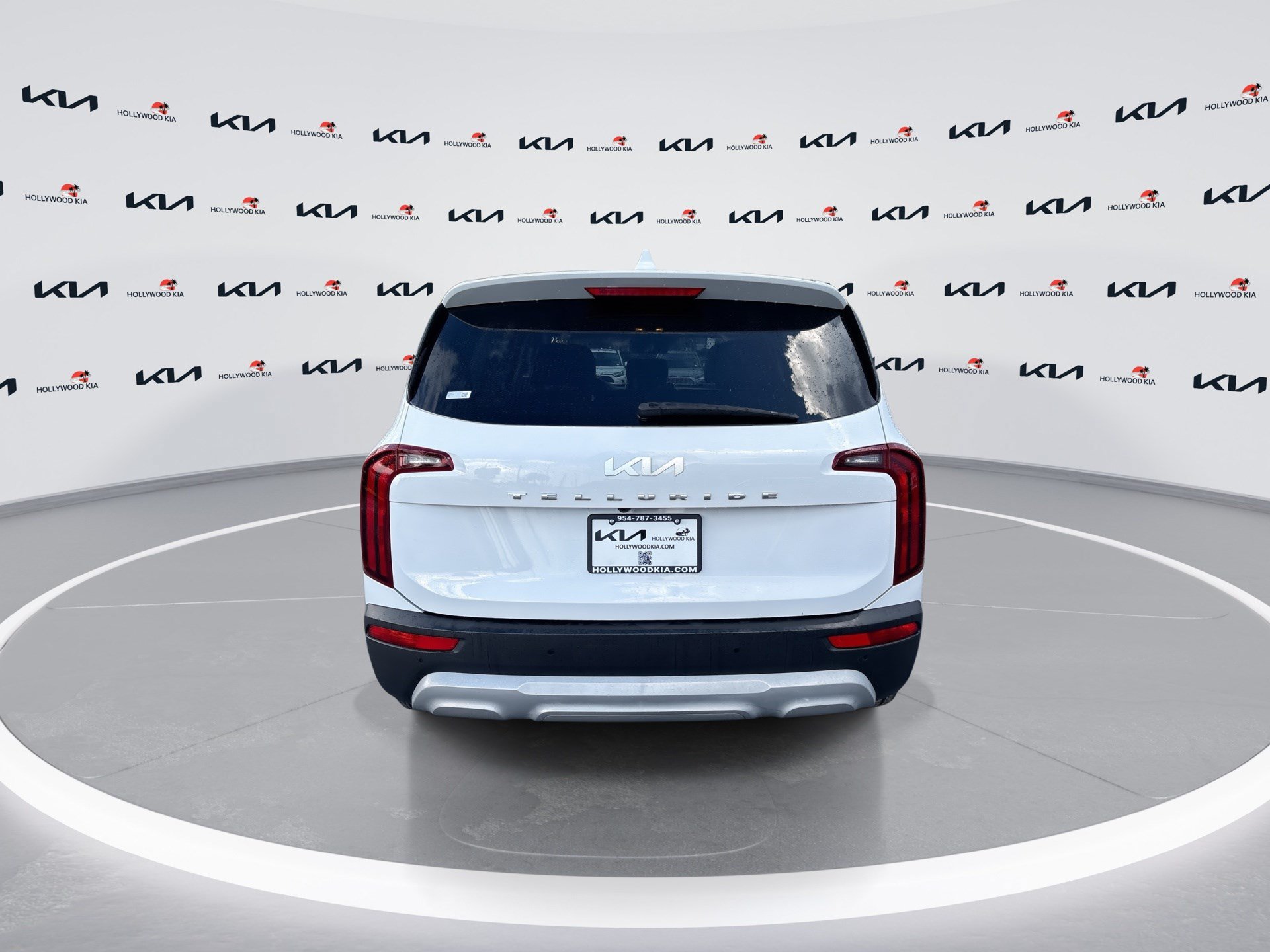 Used 2022 Kia Telluride LX FWD image 7