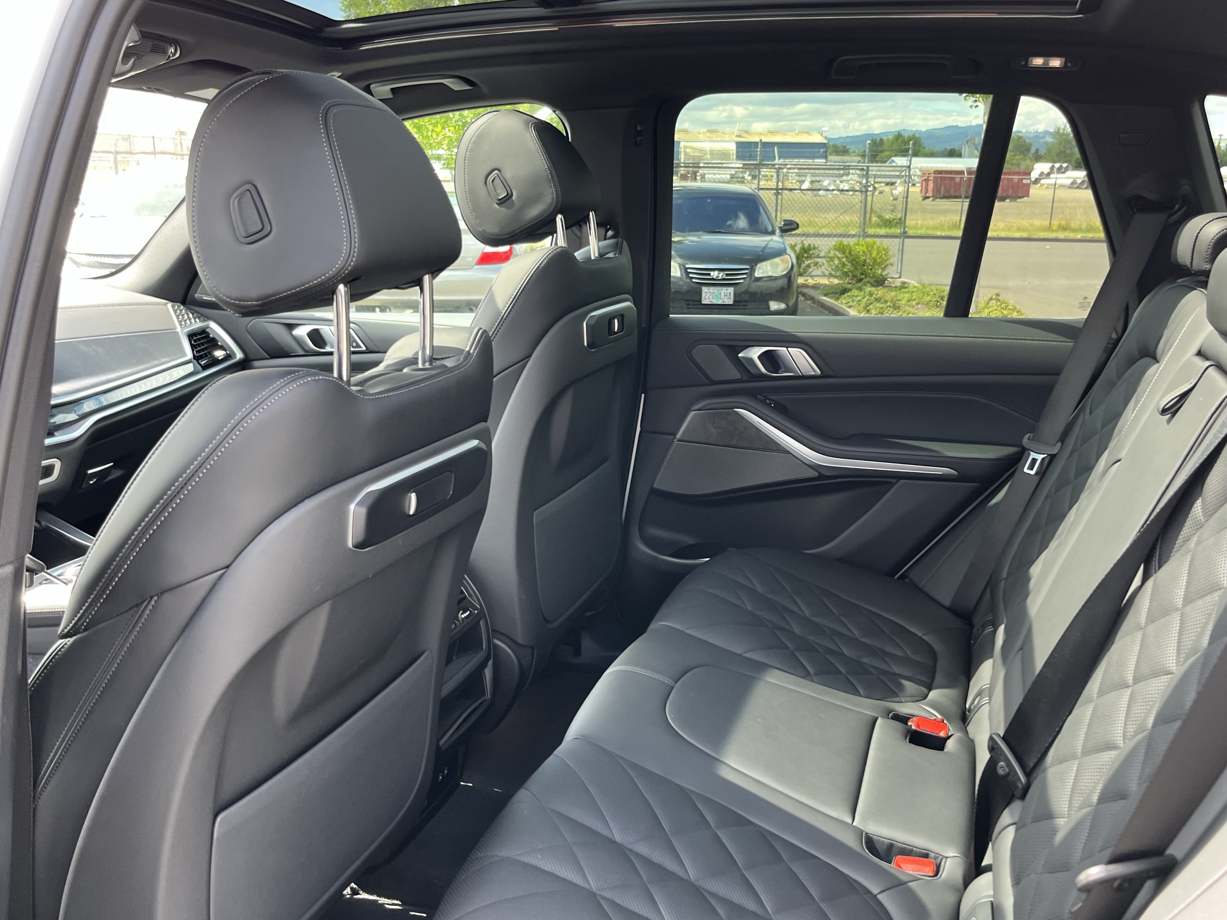 Used 2026 BMW X5 xDrive40i w/ Premium Package AWD/4WD image 13