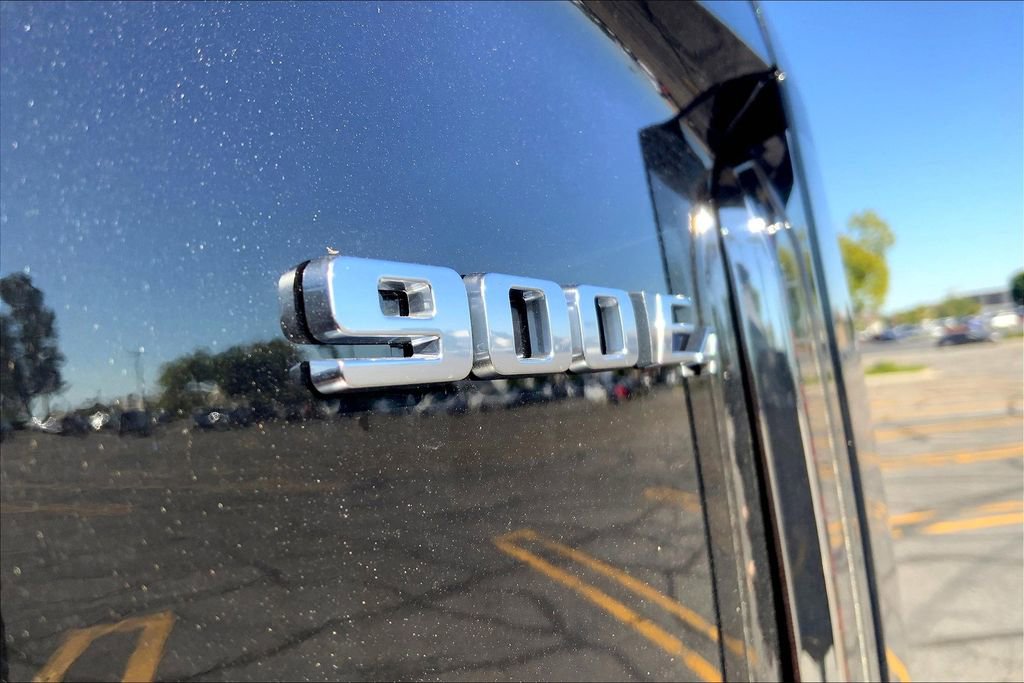 New 2026 Cadillac Vistiq Premium Luxury image 16