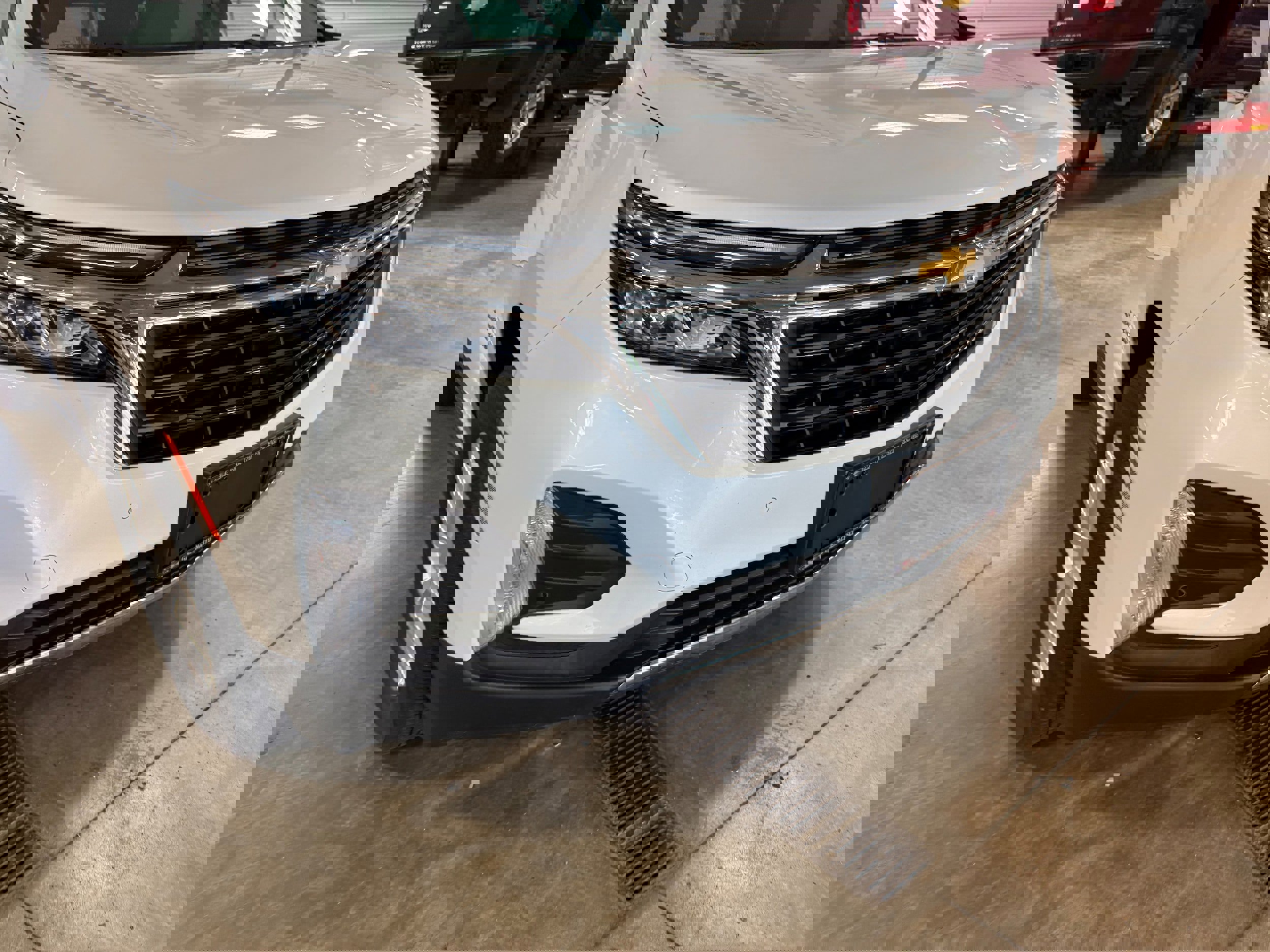 Used 2022 Chevrolet Equinox LT image 2