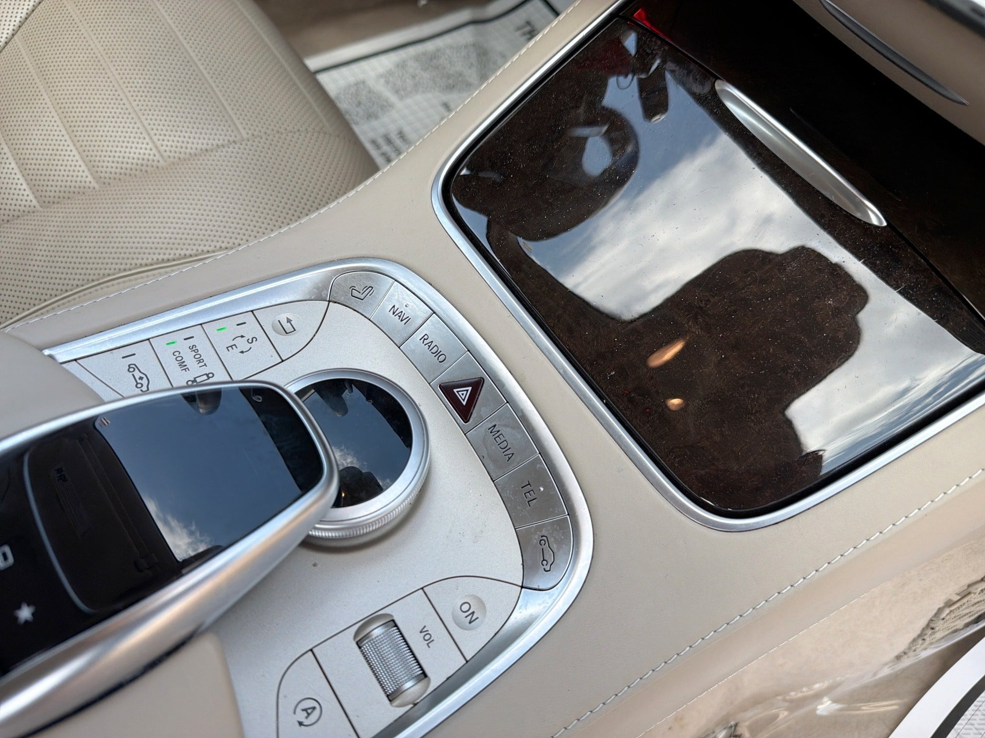 Used 2015 Mercedes-Benz S 550 4MATIC Sedan image 24