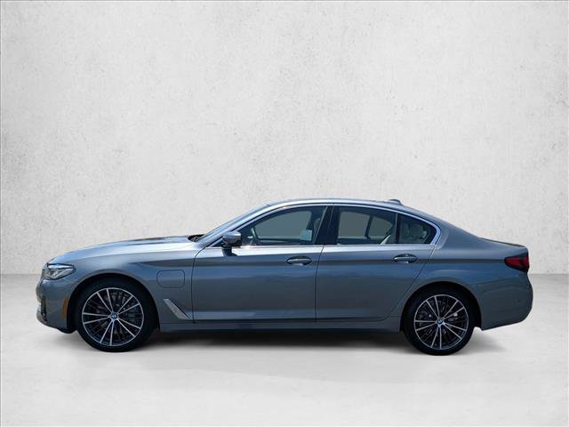 Used 2021 BMW 530e w/ Parking Assistance Package RWD image 8