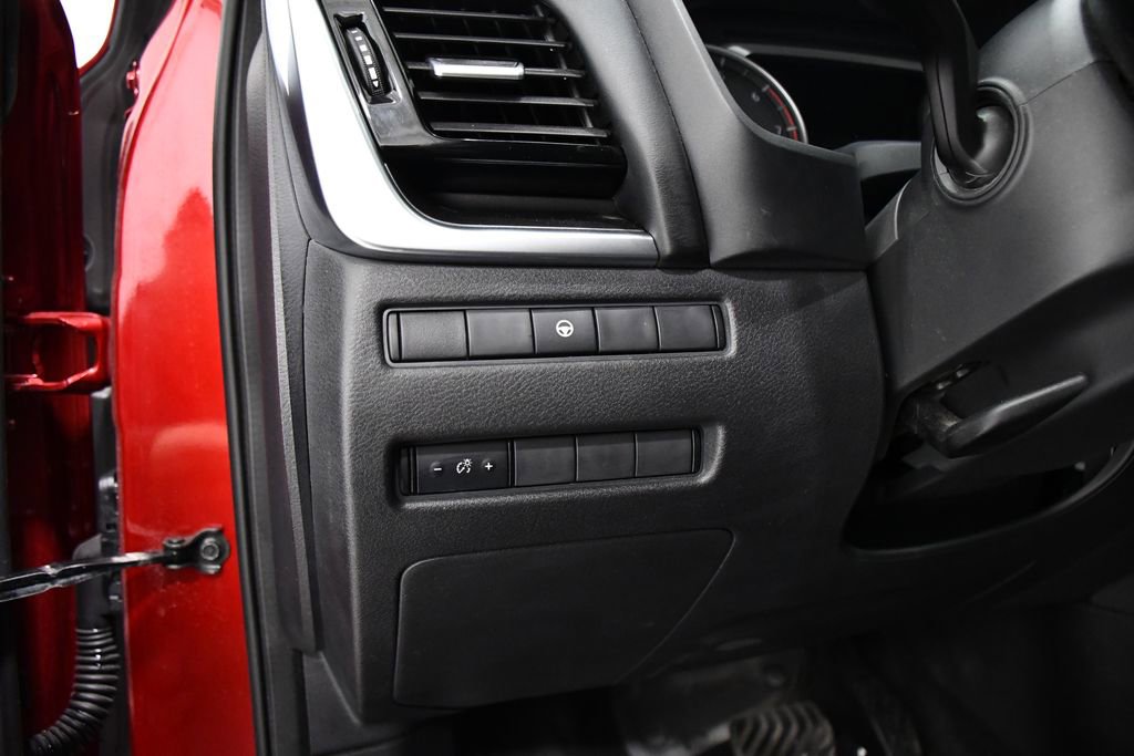 Used 2022 Nissan Rogue SV AWD/4WD image 11
