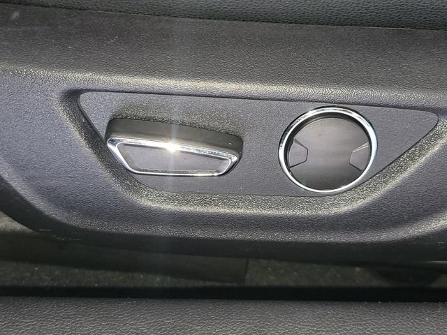 Used 2019 Ford Mustang Premium RWD image 29