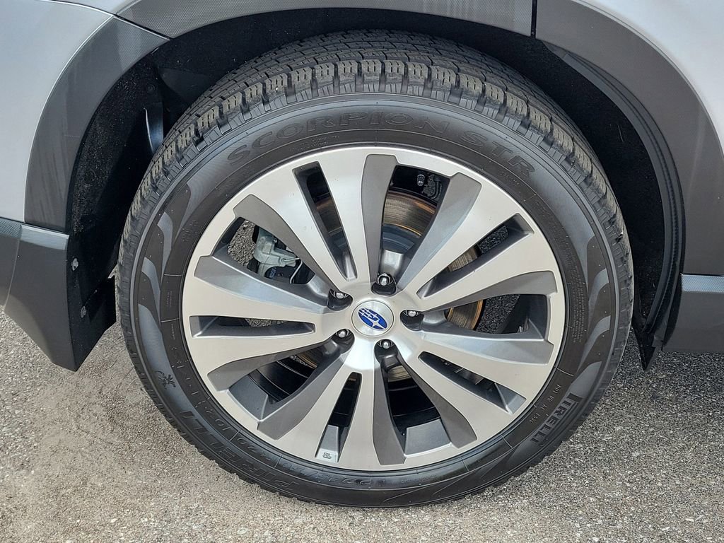 Used 2020 Subaru Ascent Limited w/ Technology Package AWD/4WD image 7