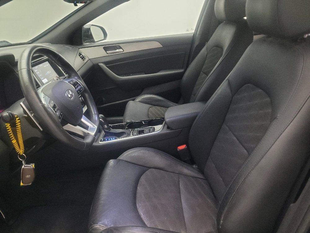 Used 2018 Hyundai Sonata Sport w/ Tech Package 05 FWD image 17
