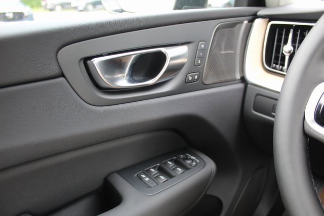 New 2026 Volvo XC60 B5 Plus w/ Protection Package Premier image 22