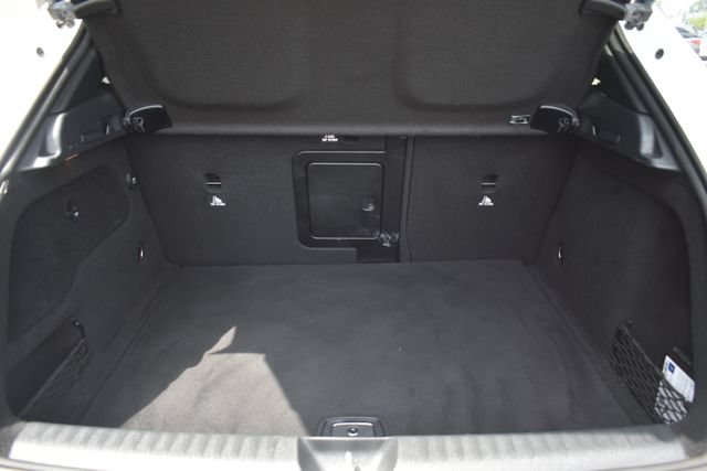 Used 2019 Mercedes-Benz GLA 250 4MATIC image 39