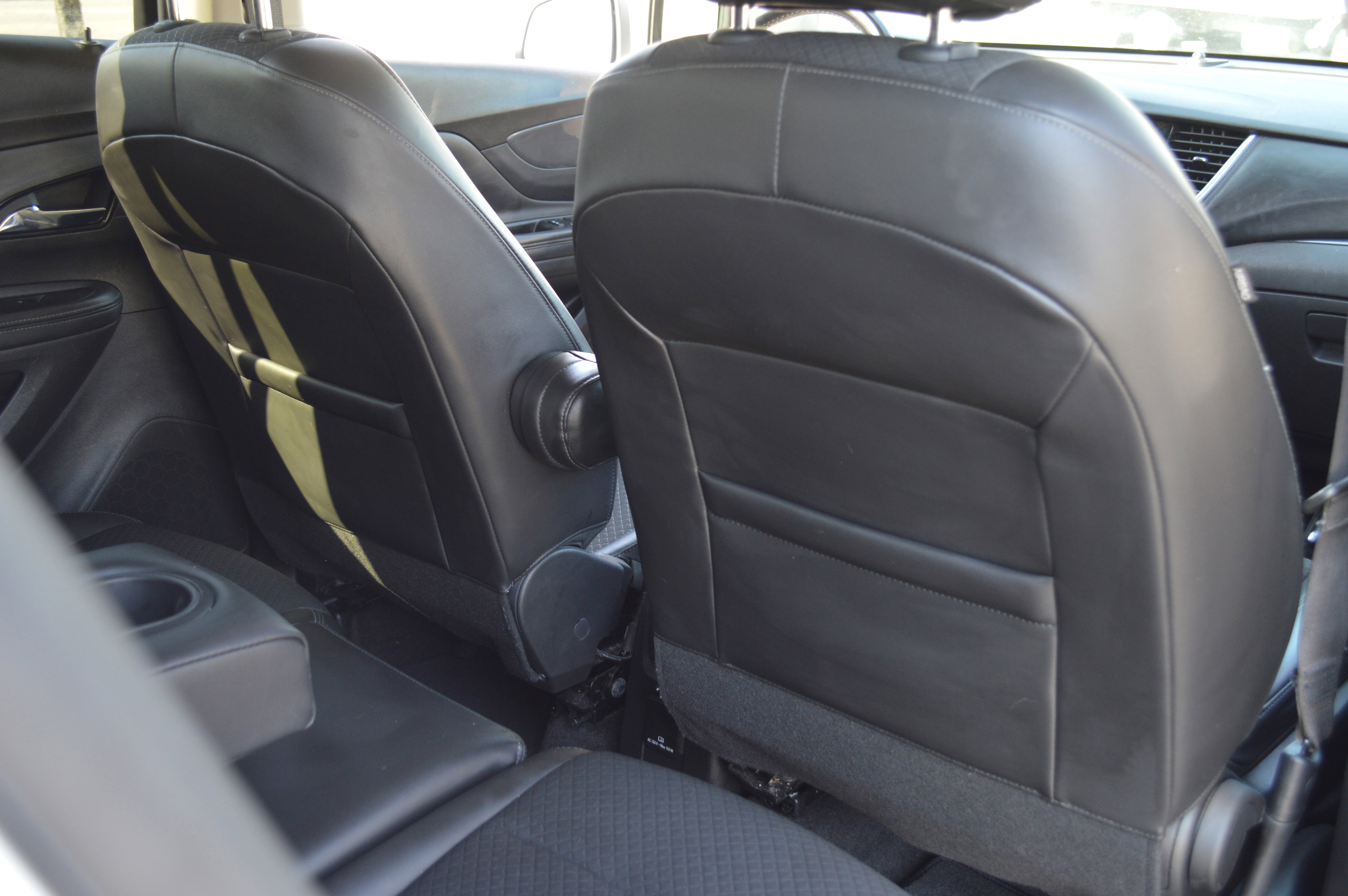 Used 2022 Buick Encore Preferred w/ Safety Package image 32