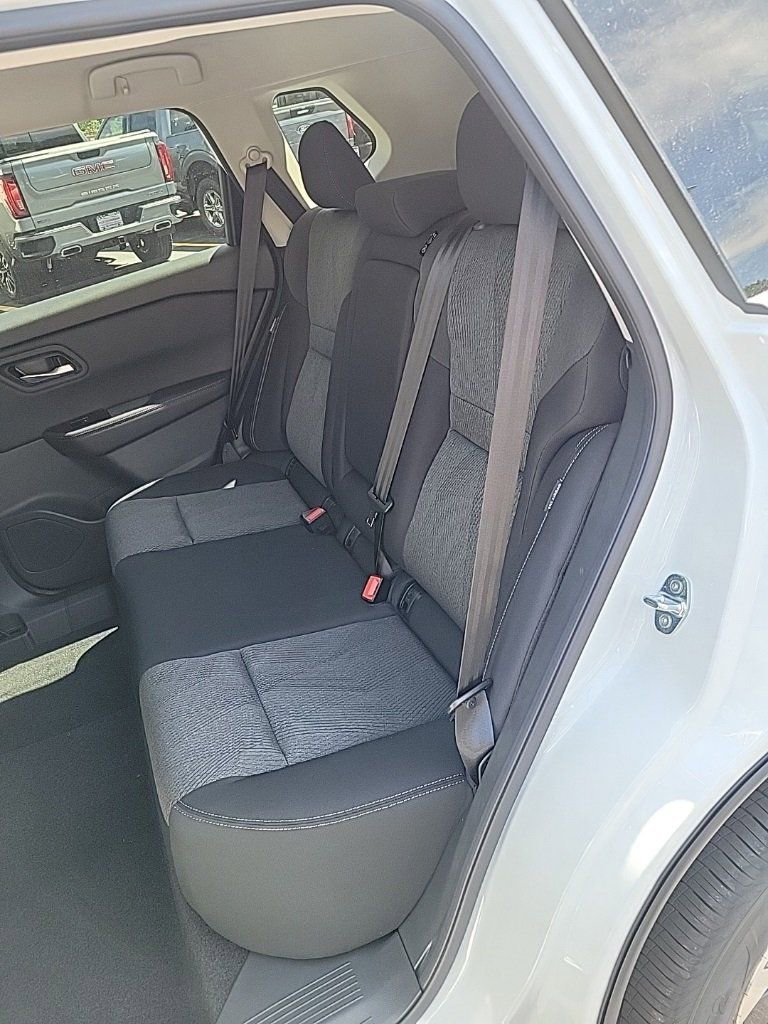 New 2026 Nissan Rogue SV image 29
