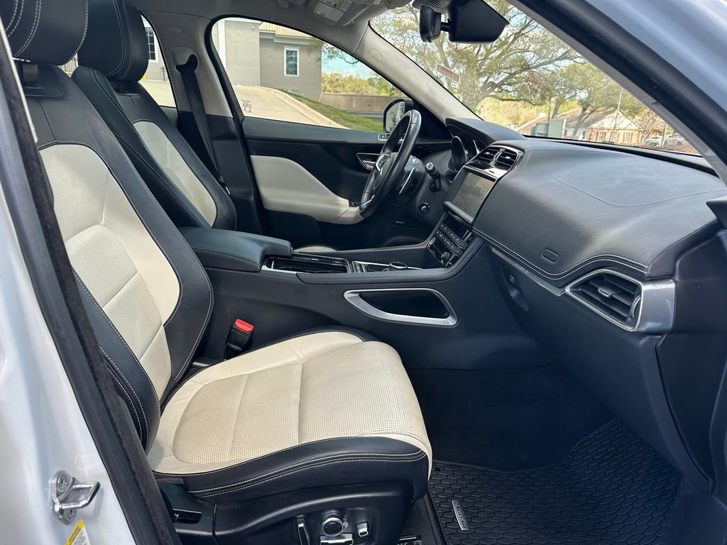 Used 2020 Jaguar F-PACE R-Sport image 52