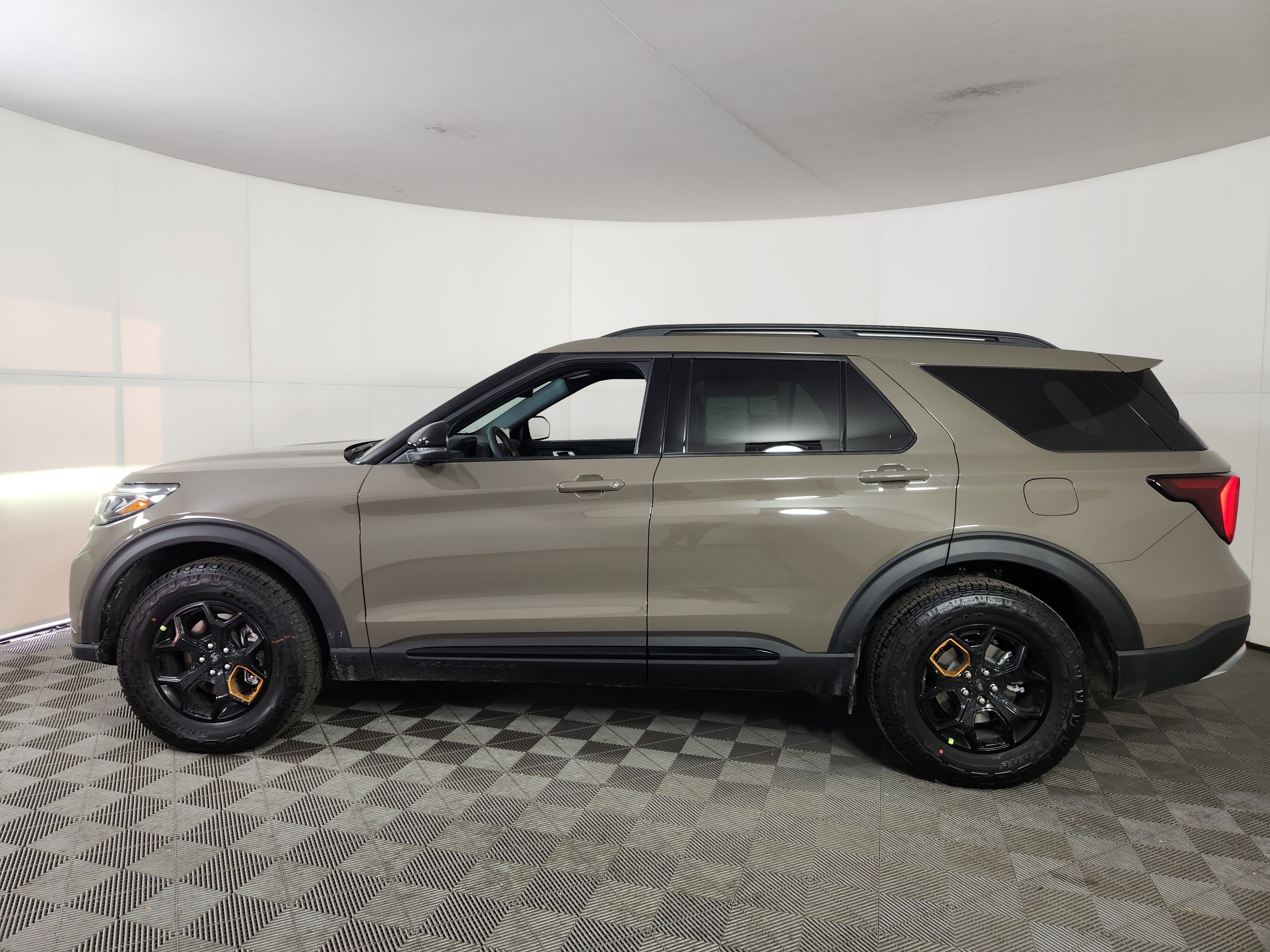 New 2026 Ford Explorer Tremor w/ Tremor Ultimate Package image 4