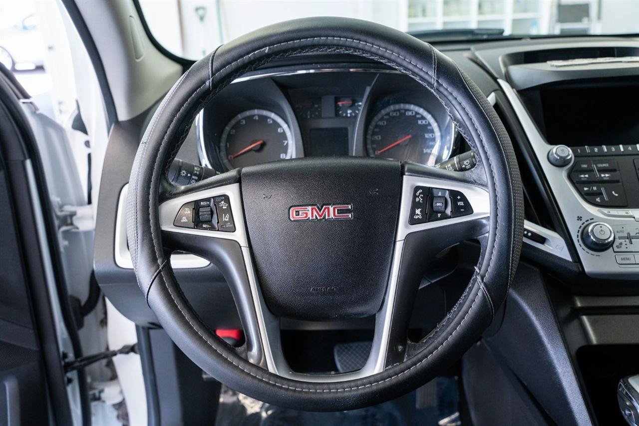 Used 2013 GMC Terrain SLT AWD/4WD image 11